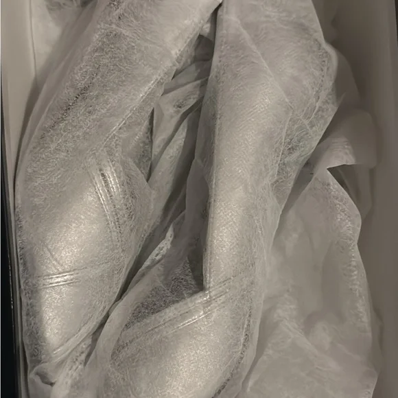 Easy Street Women's Metallic Silver Heels - Picture 2 of 3